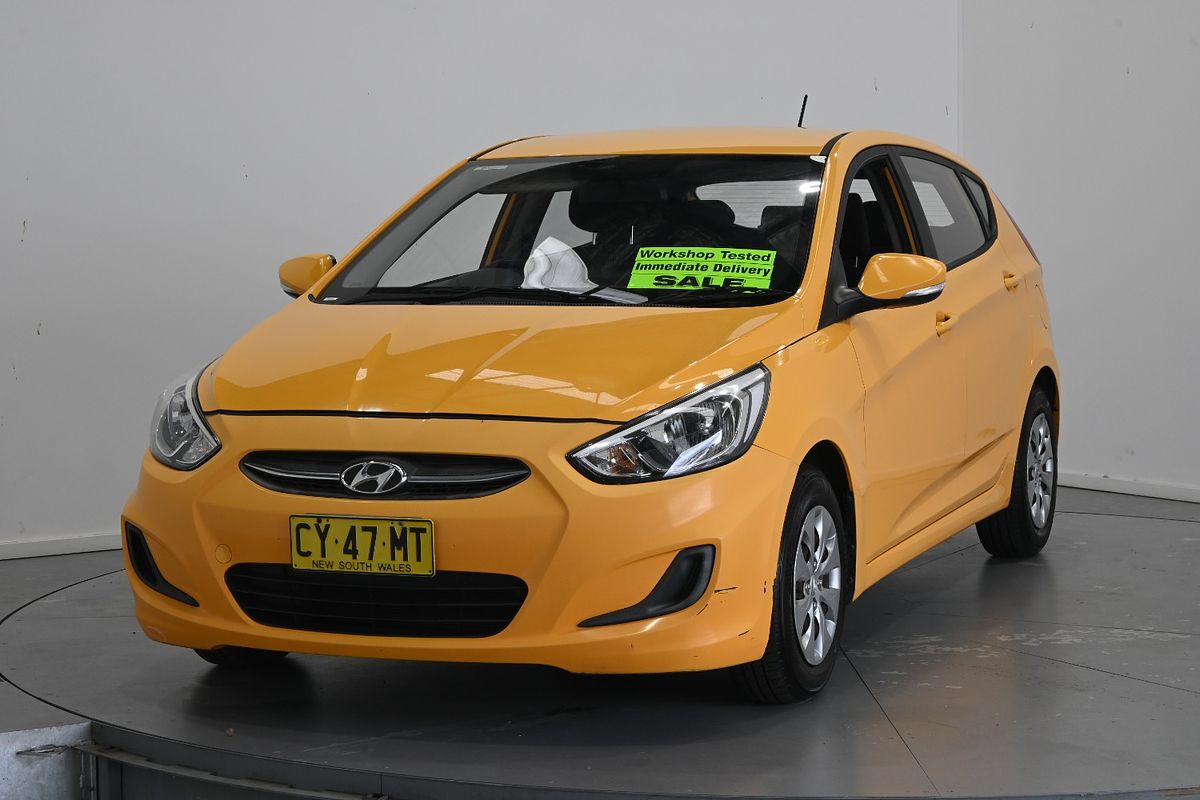 2017 Hyundai Accent Active RB4