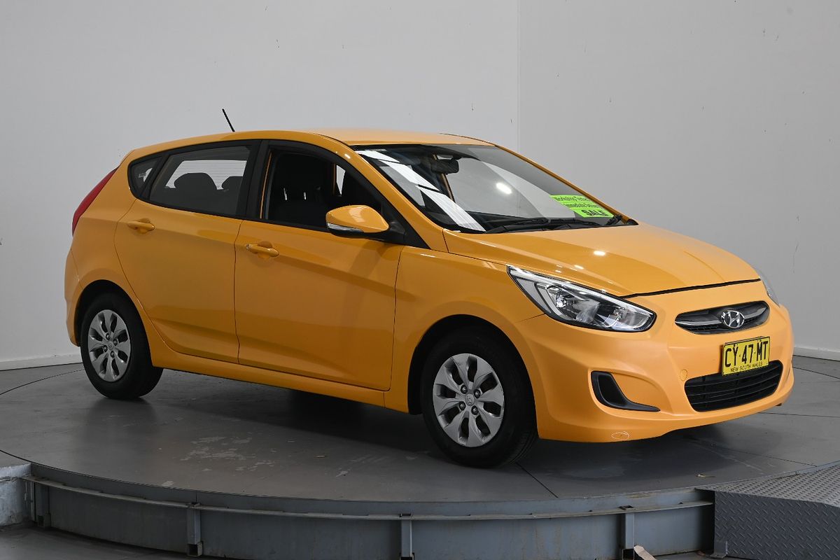 2017 Hyundai Accent Active RB4