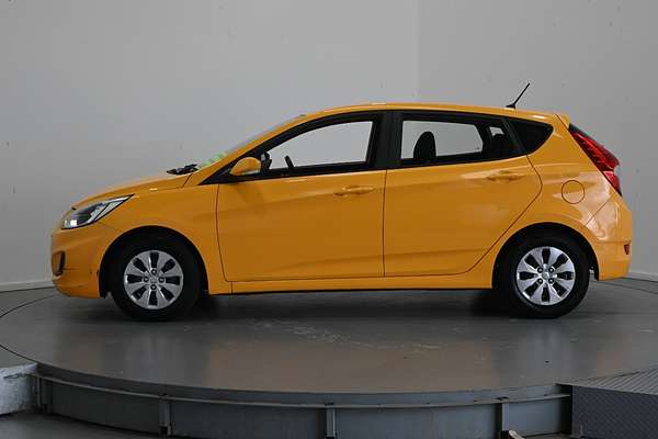 2017 Hyundai Accent Active RB4