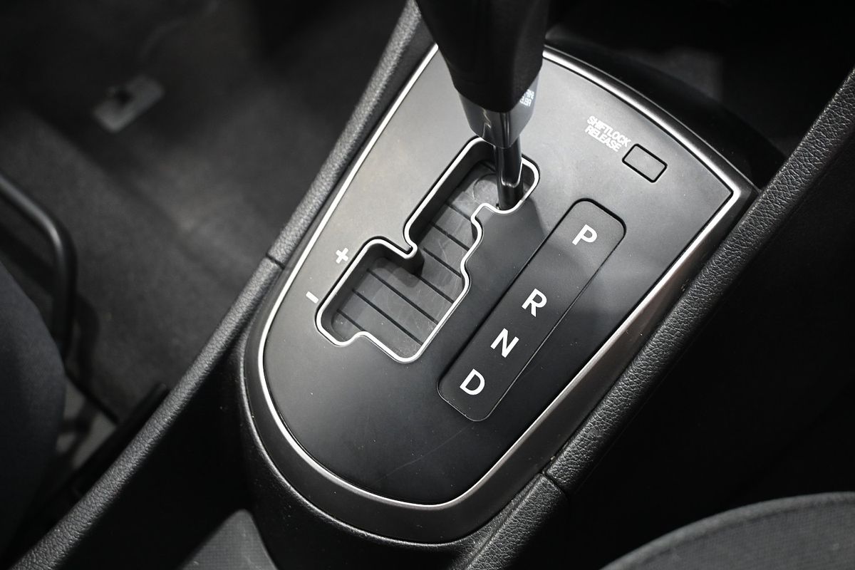 2017 Hyundai Accent Active RB4
