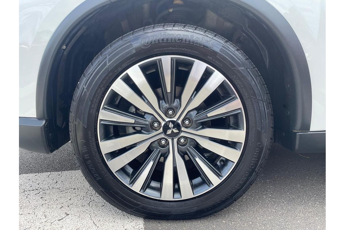 2018 Mitsubishi Outlander ES ZL
