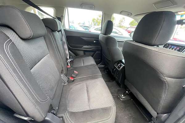 2018 Mitsubishi Outlander ES ZL