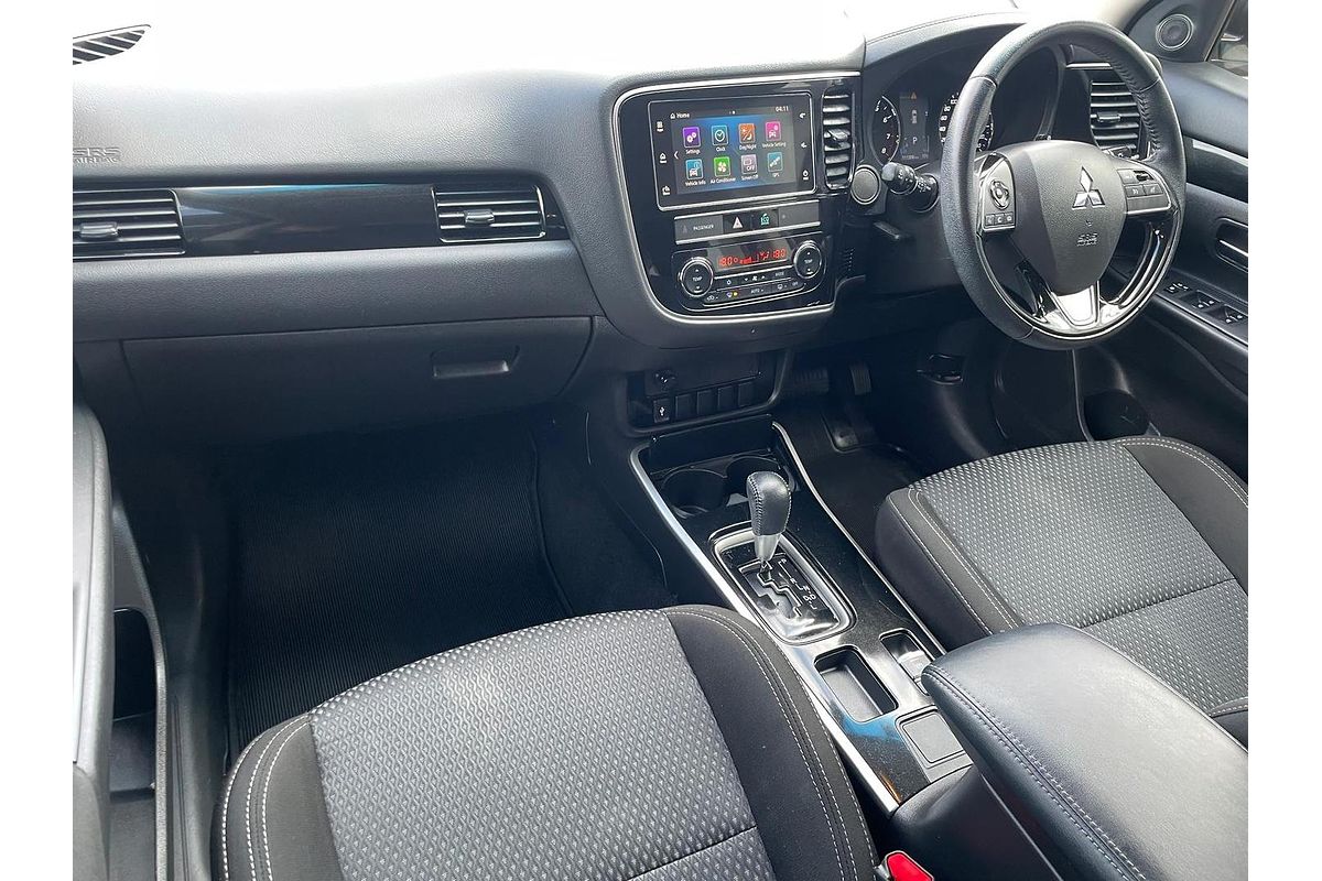 2018 Mitsubishi Outlander ES ZL