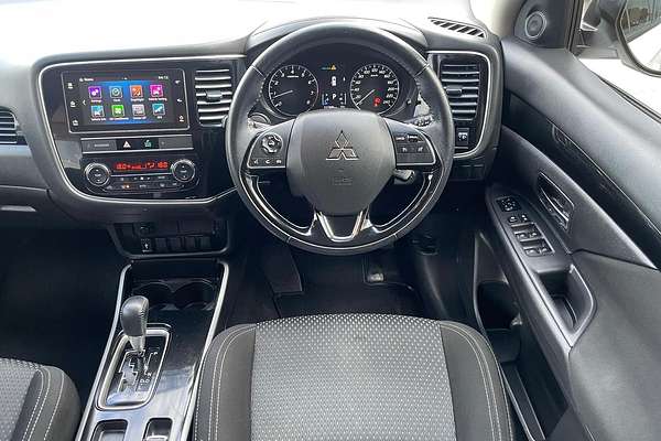 2018 Mitsubishi Outlander ES ZL