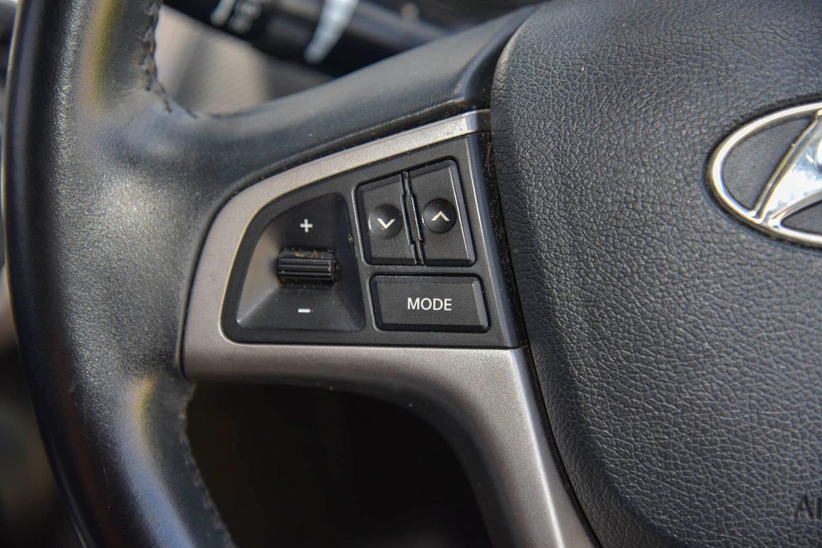 2017 Hyundai Accent Sport RB5