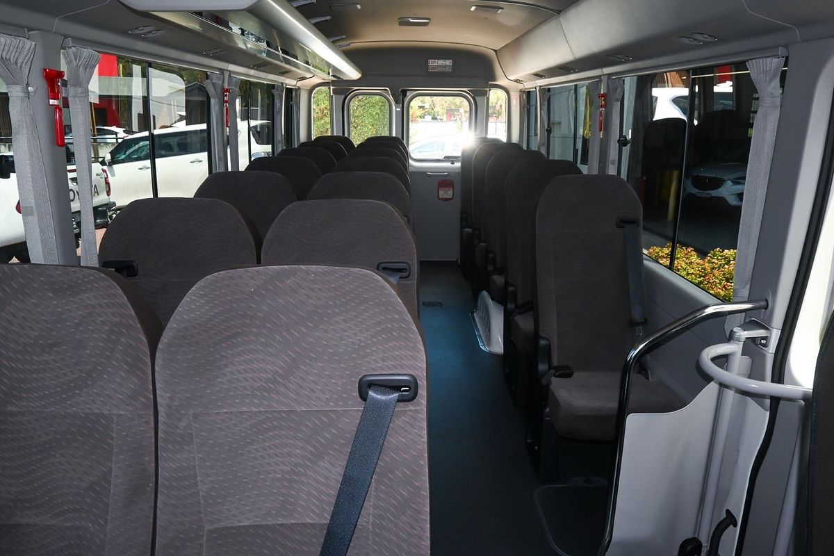 2024 Toyota Coaster Deluxe GDB70R