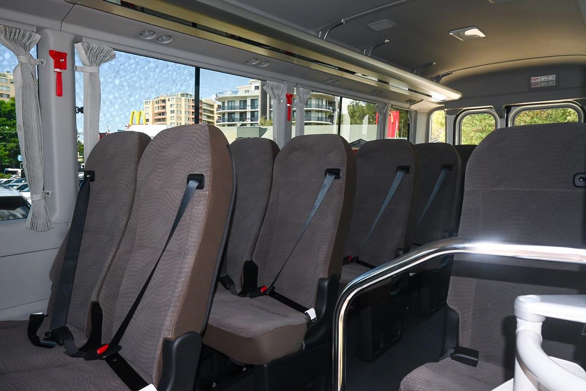 2024 Toyota Coaster Deluxe GDB70R