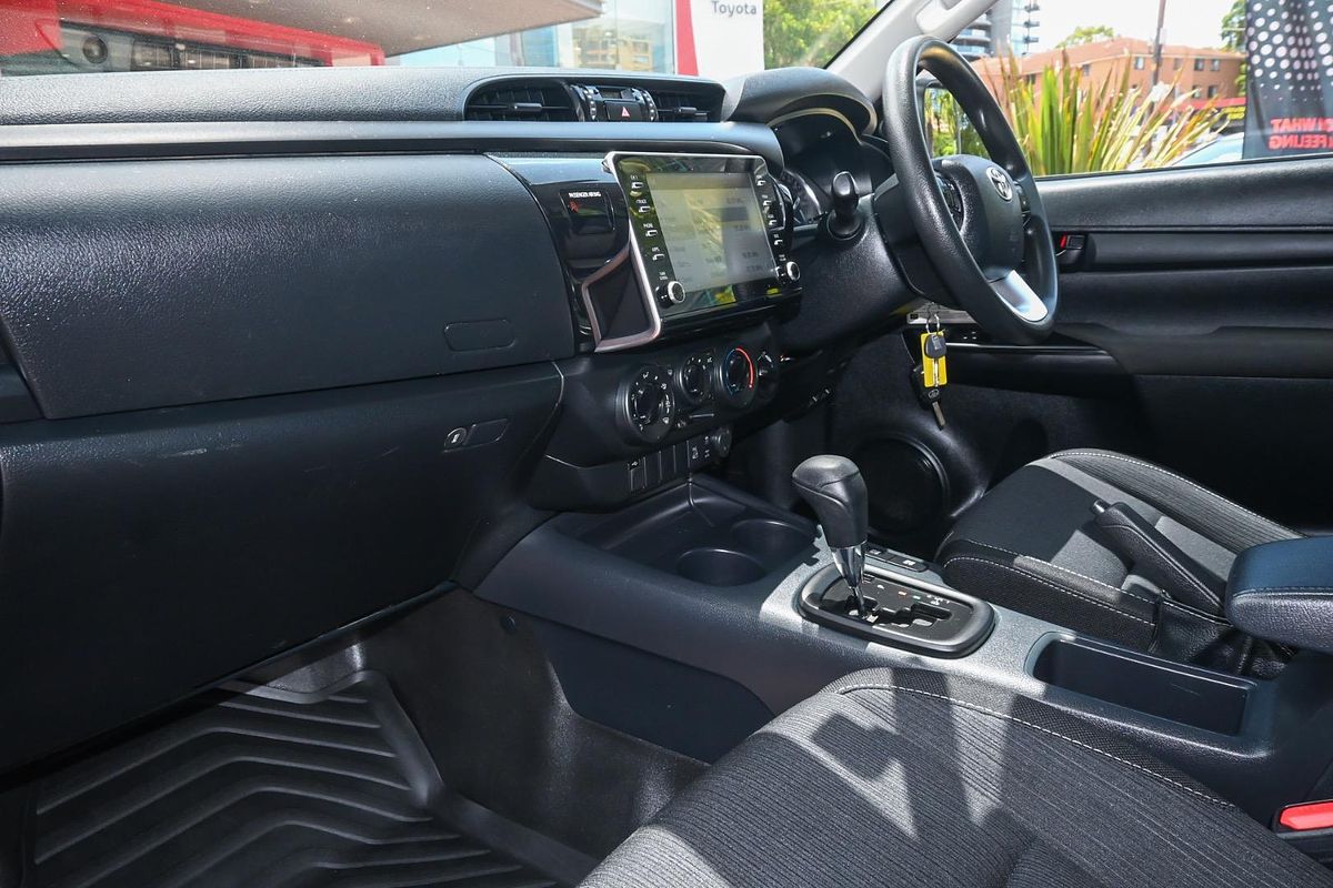 2020 Toyota Hilux SR GUN126R 4X4