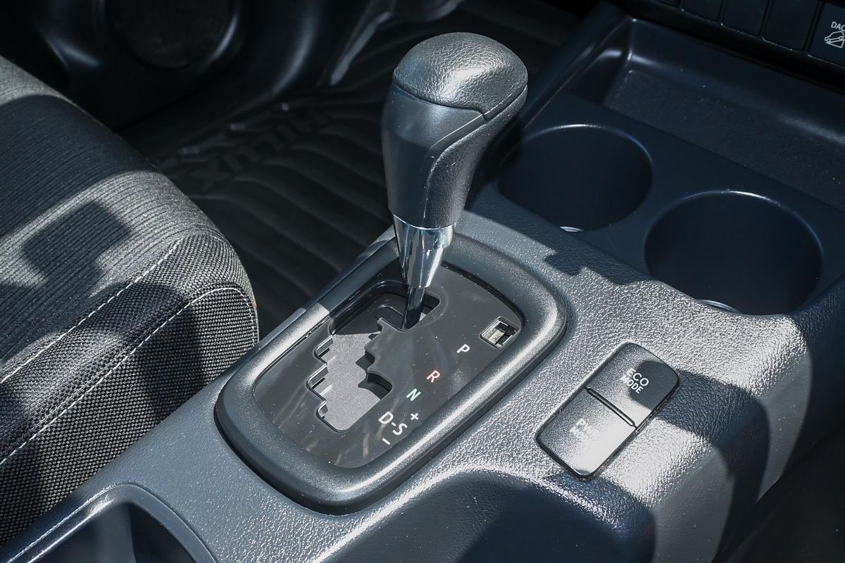 2020 Toyota Hilux SR GUN126R 4X4