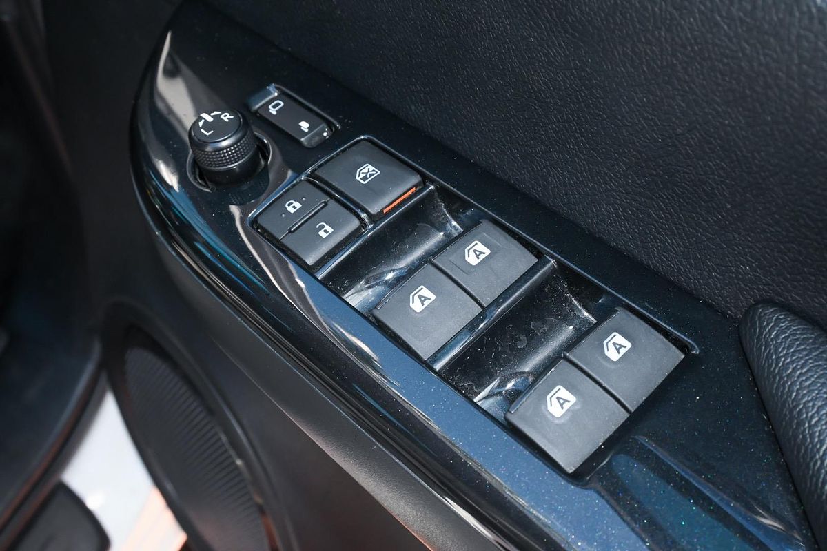 2021 Toyota Hilux SR5 GUN126R 4X4