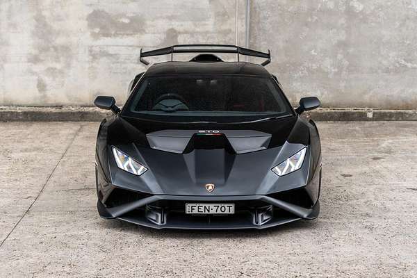 2023 Lamborghini Huracan STO 724