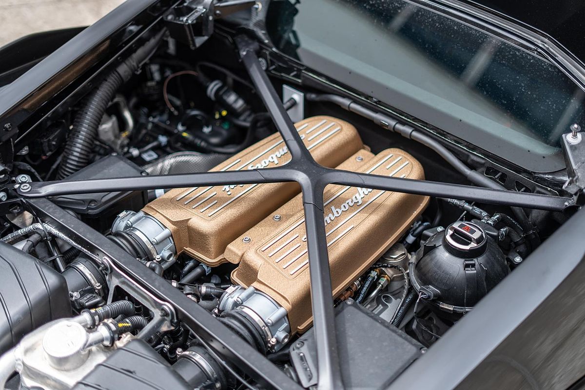 2023 Lamborghini Huracan STO 724