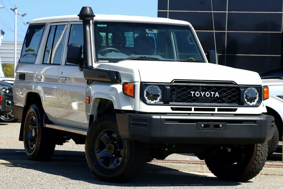 2023 Toyota Landcruiser Workmate GDJL76R