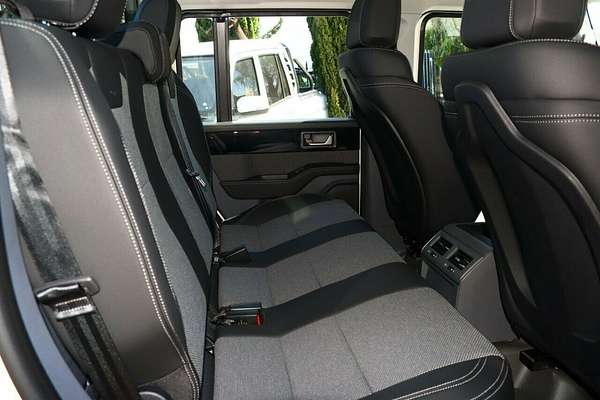 2024 INEOS Grenadier Quartermaster 4X4