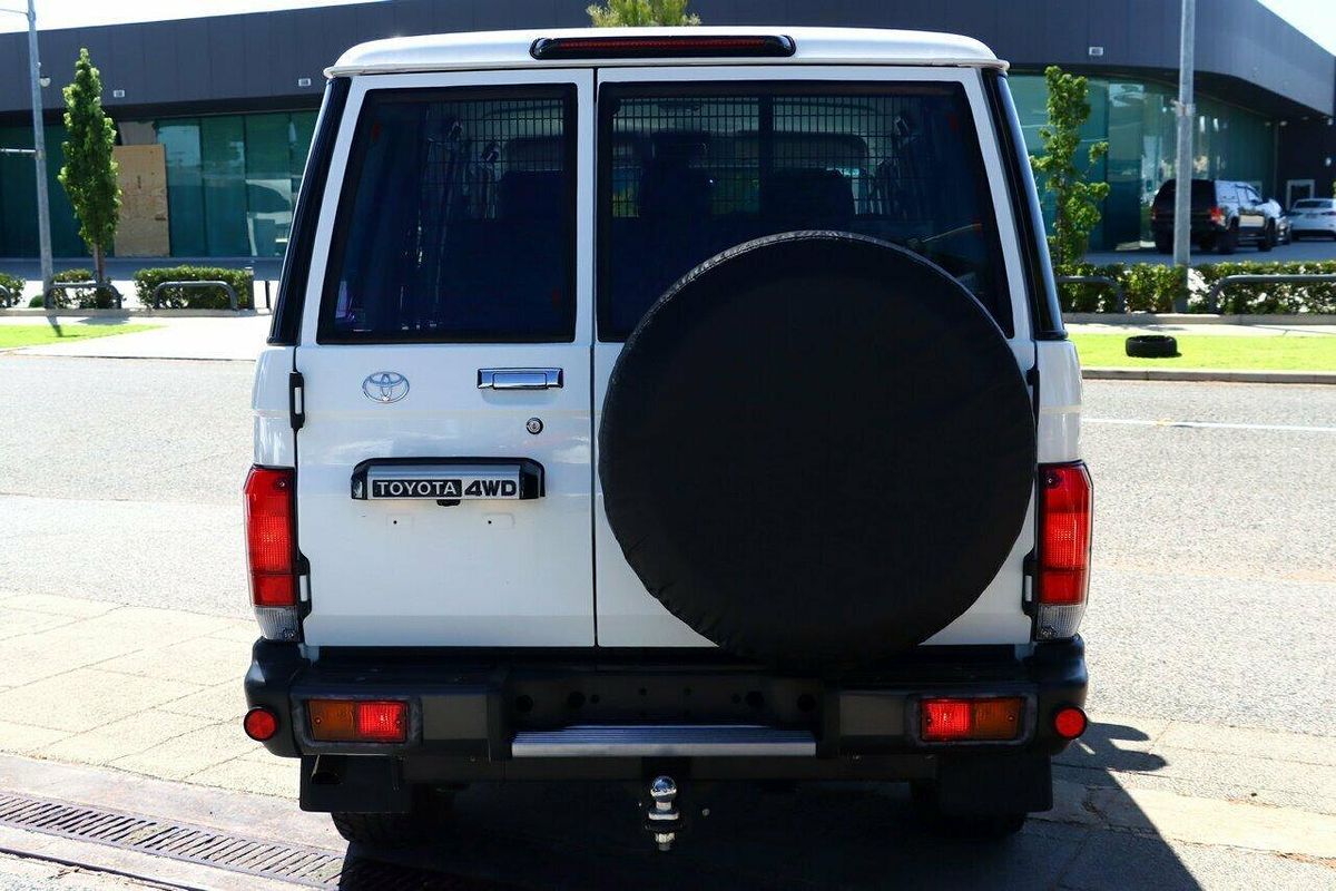 2023 Toyota Landcruiser Workmate GDJL76R