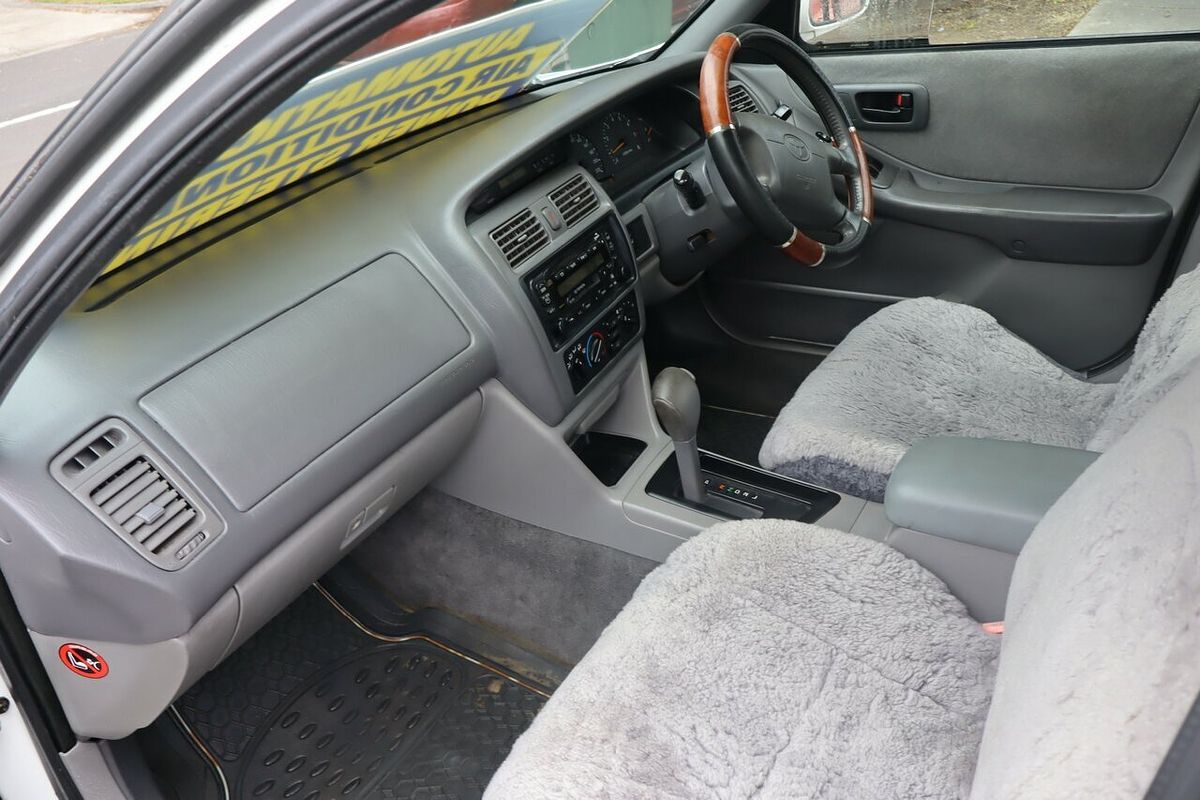2003 Toyota Avalon Advantage MCX10R MkII