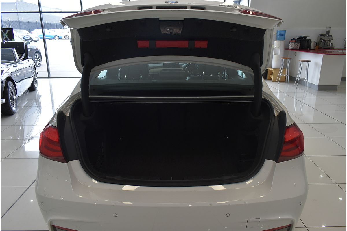 2018 BMW 3 Series 330i Sport Line F30 LCI