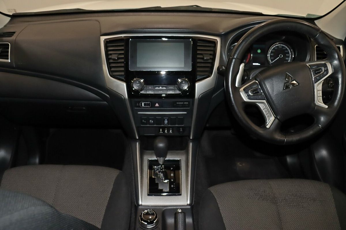 2023 Mitsubishi Triton GLS MR 4X4