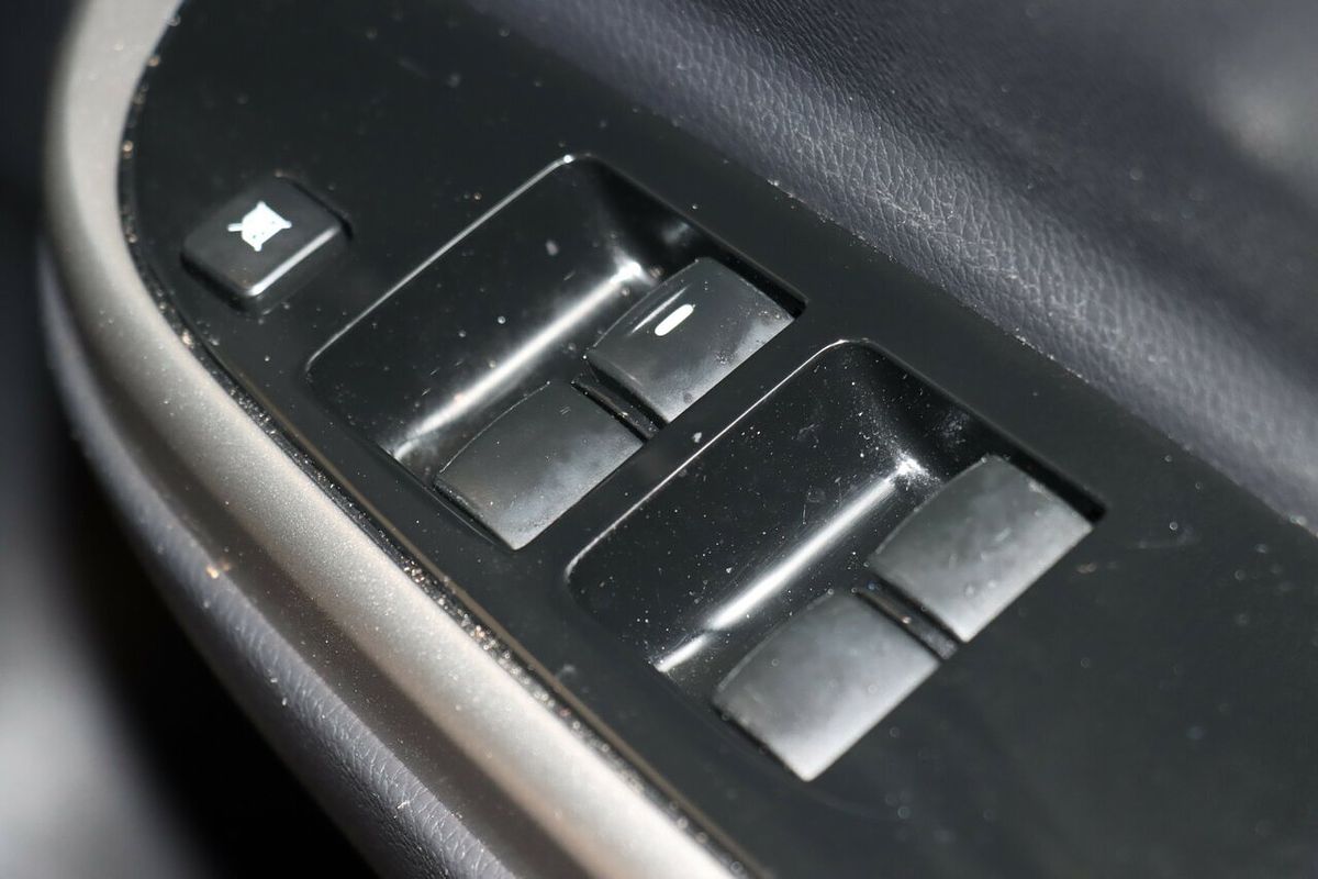 2023 Mitsubishi Triton GLS MR 4X4