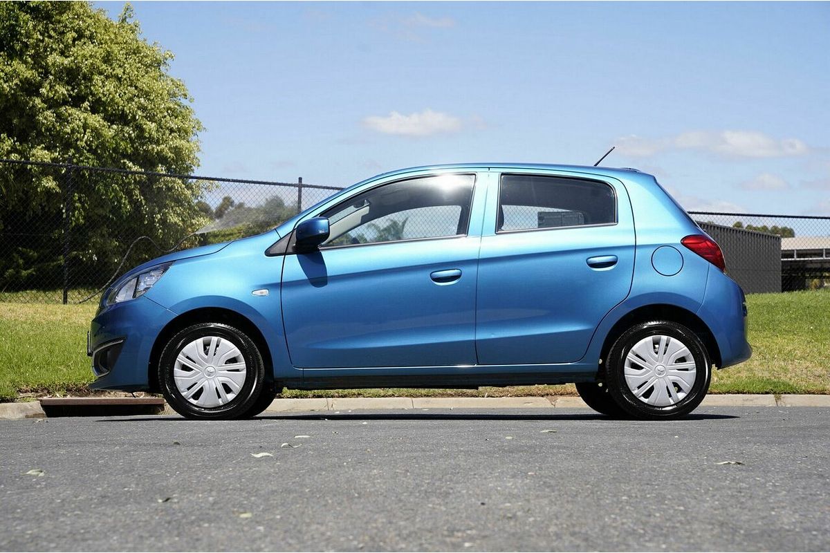 2019 Mitsubishi Mirage ES LA