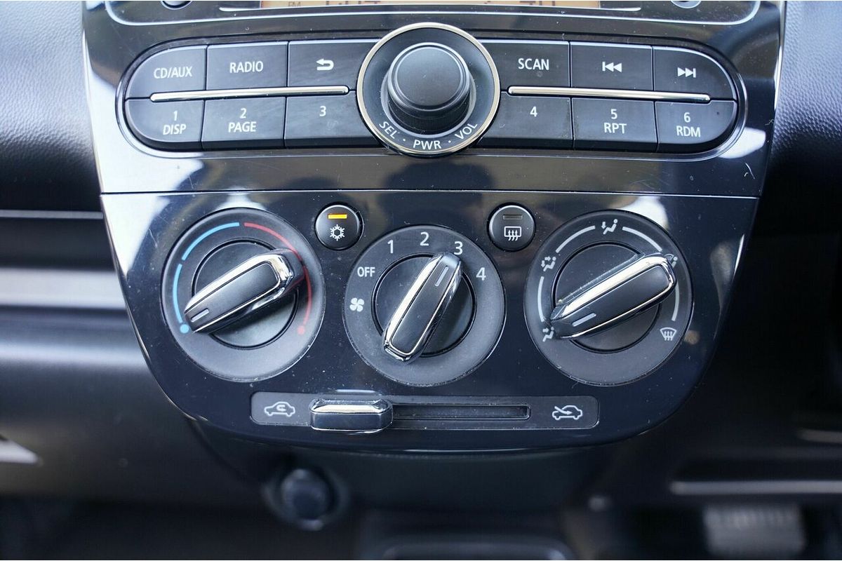 2019 Mitsubishi Mirage ES LA