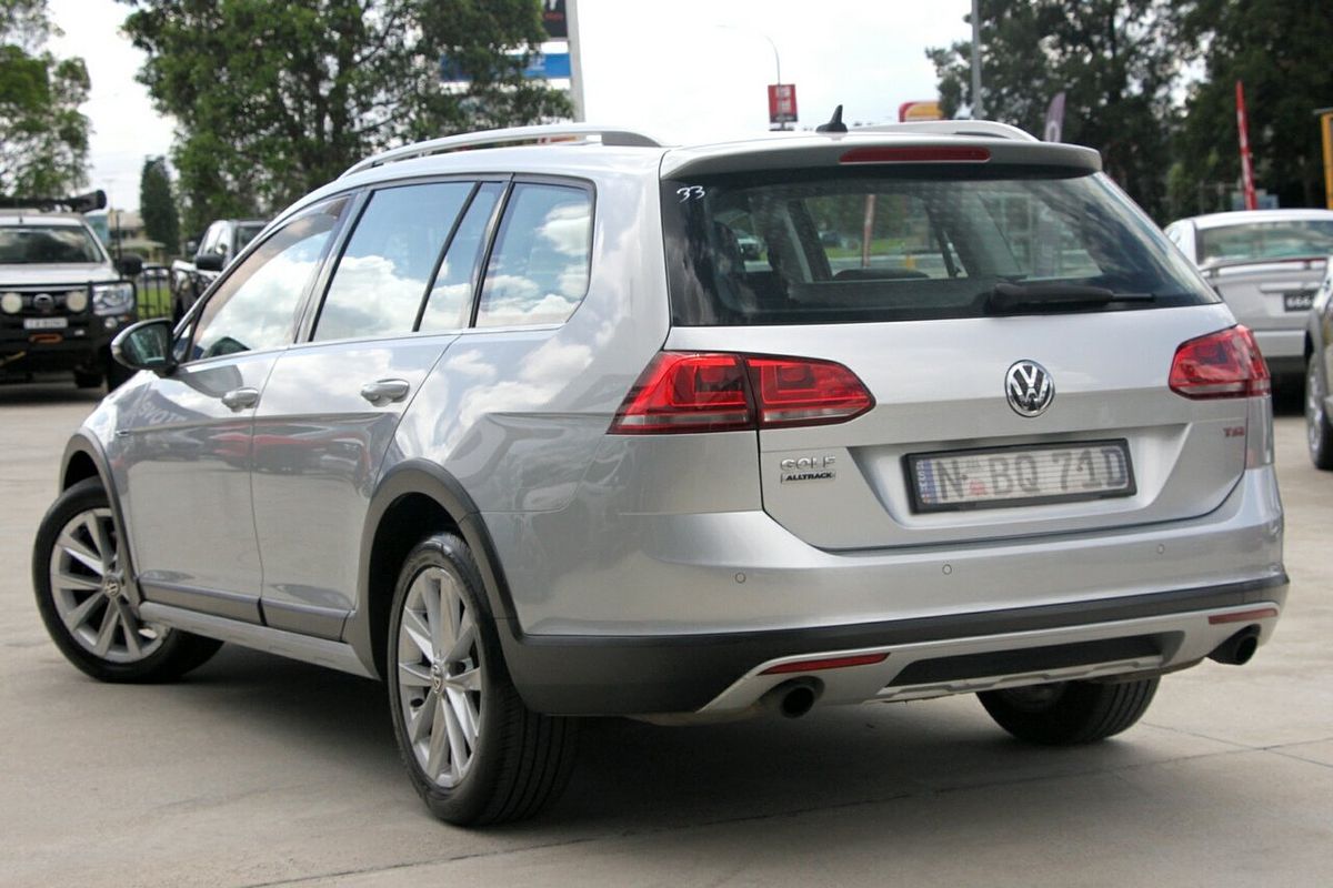 2015 Volkswagen Golf Alltrack 132TSI 7