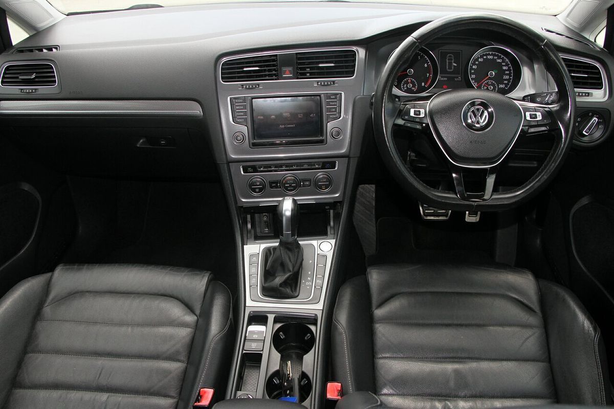 2015 Volkswagen Golf Alltrack 132TSI 7
