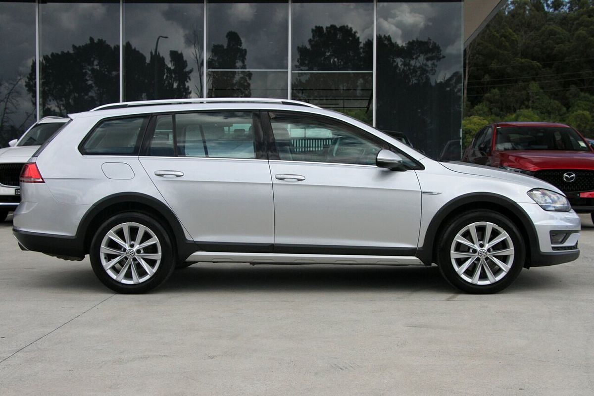 2015 Volkswagen Golf Alltrack 132TSI 7