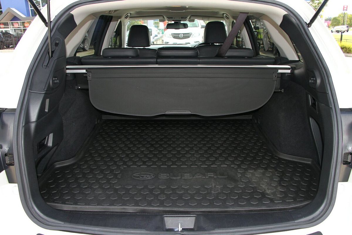 2018 Subaru Outback 2.5i Premium 5GEN