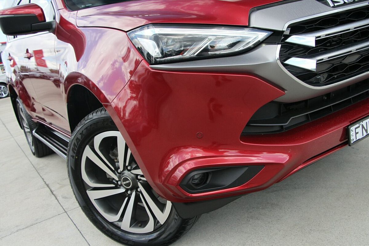 2022 Isuzu MU-X LS-T