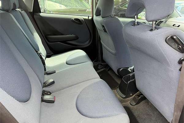 2004 Honda JAZZ GLi