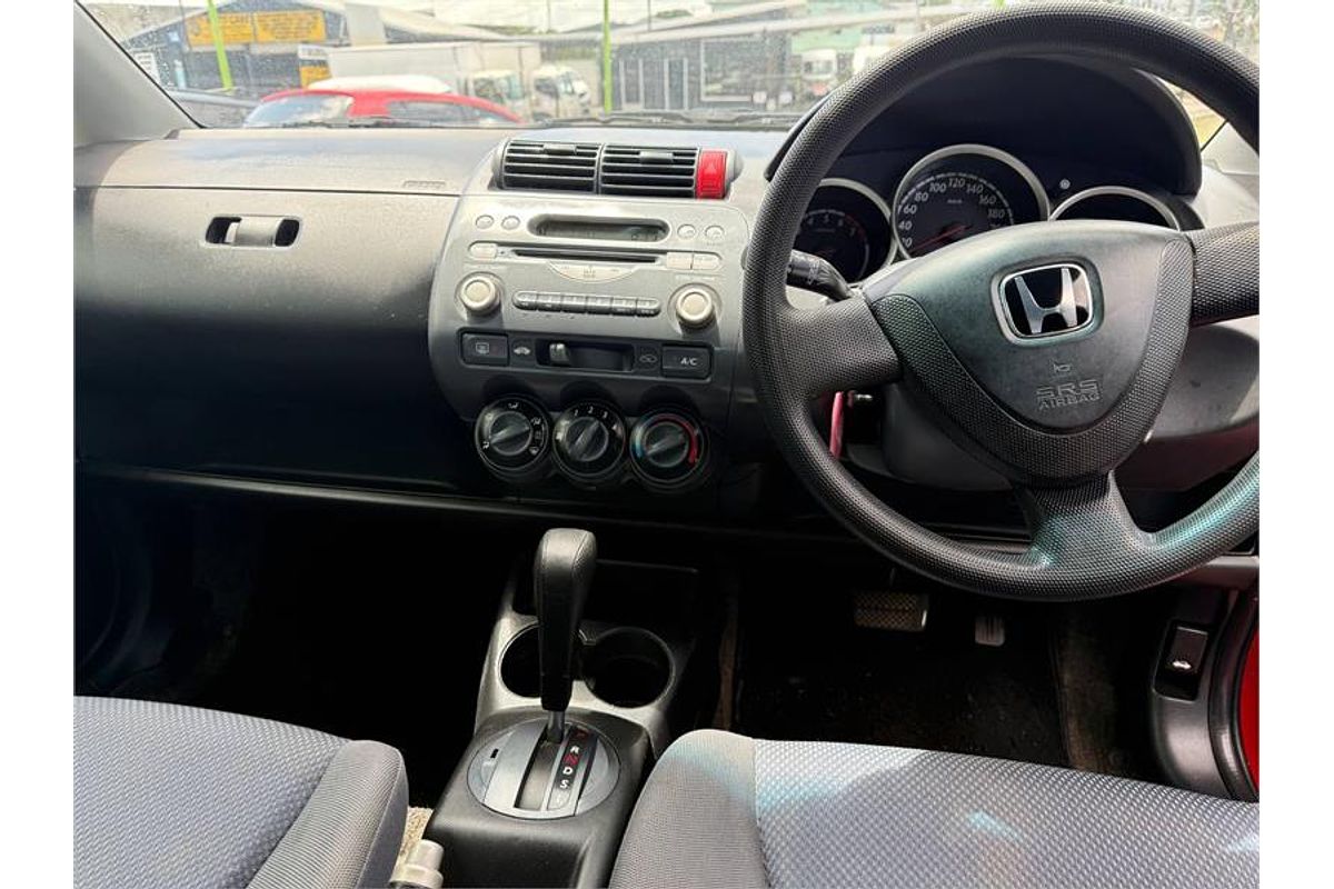 2004 Honda JAZZ GLi