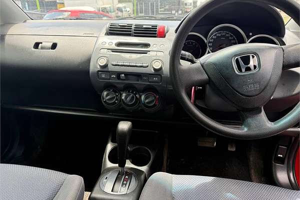 2004 Honda JAZZ GLi