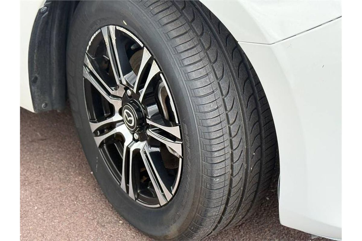 2014 Mazda MAZDA3 NEO BM