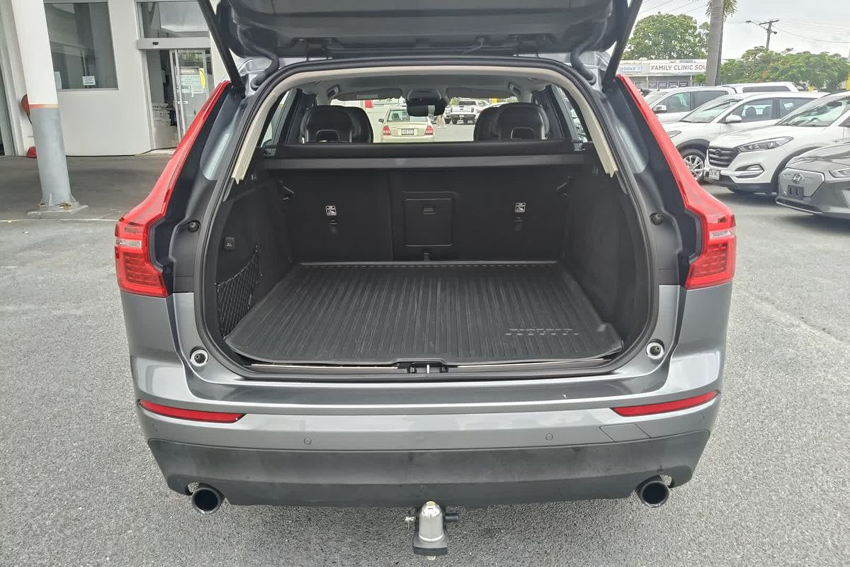 2018 Volvo XC60 T5 Momentum