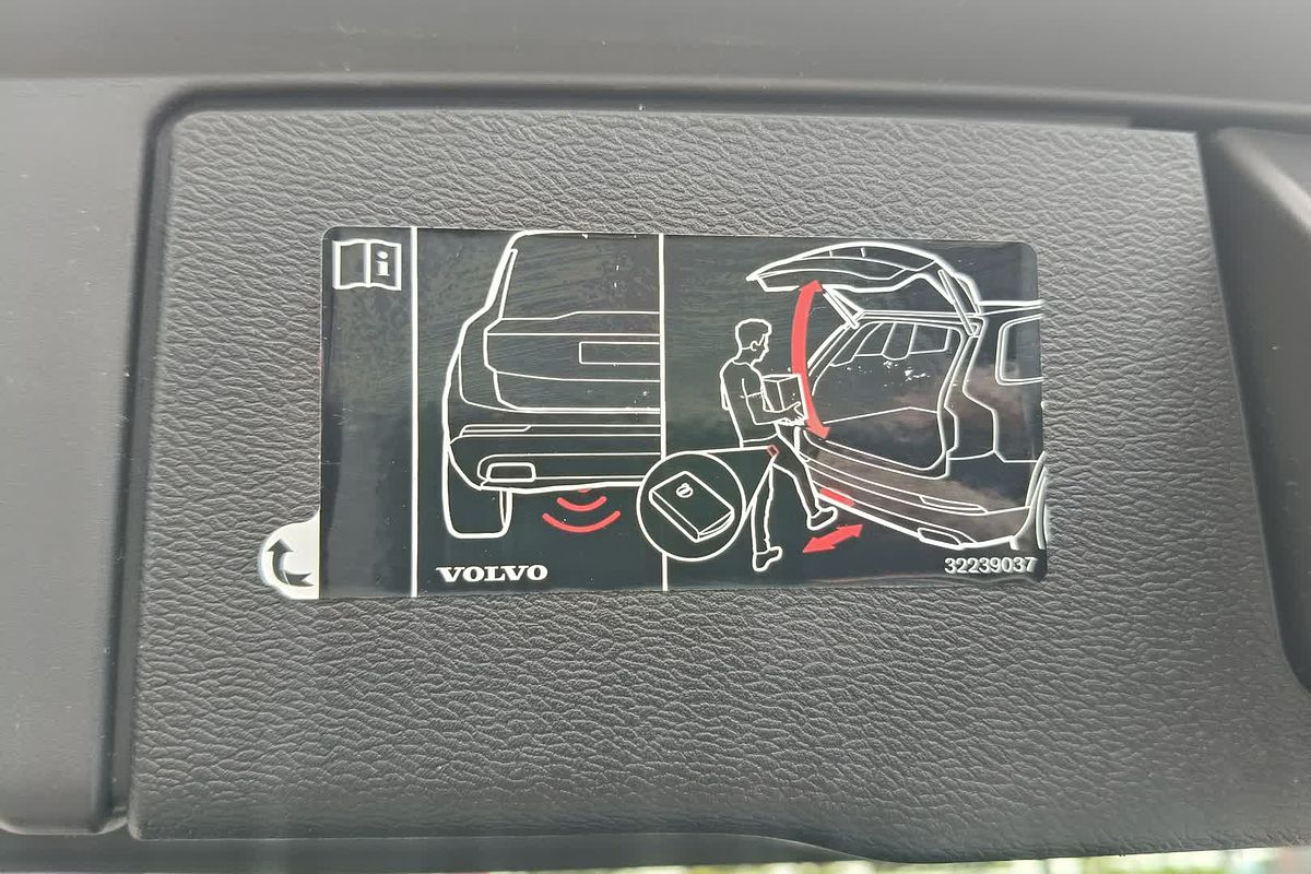 2018 Volvo XC60 T5 Momentum