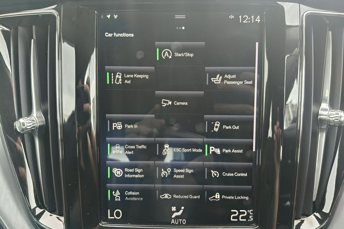 2018 Volvo XC60 T5 Momentum