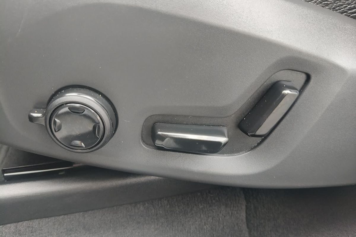 2018 Volvo XC60 T5 Momentum