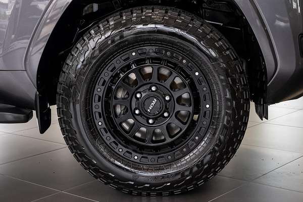 2022 Toyota Landcruiser Sahara FJA300R