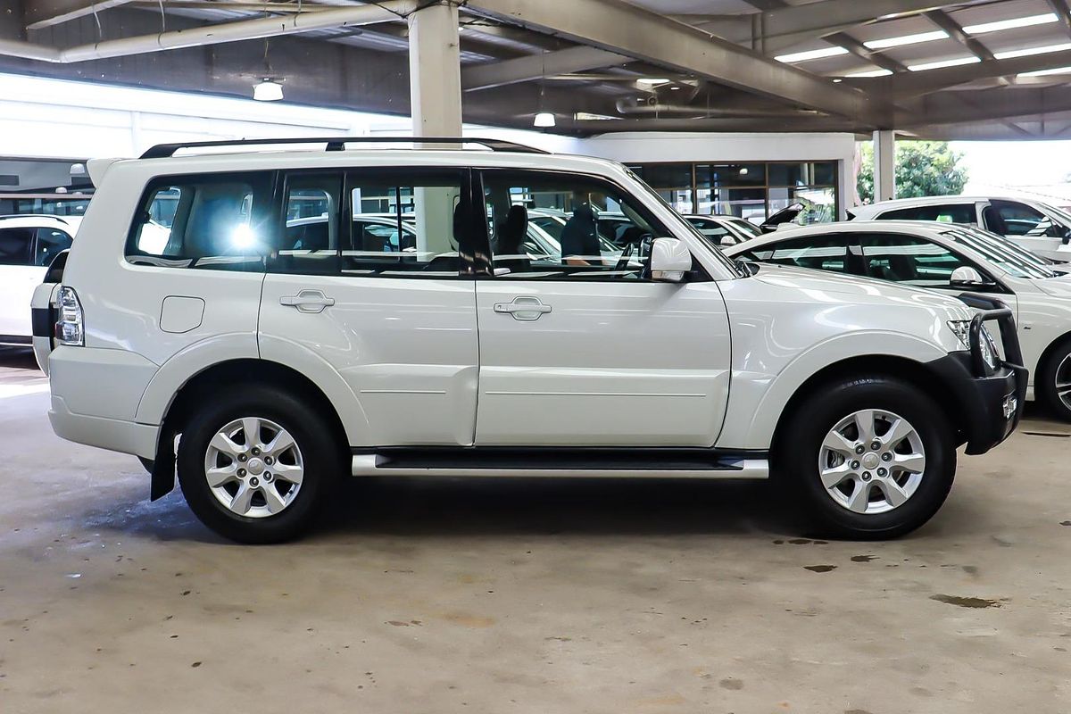 2019 Mitsubishi Pajero GLX NX