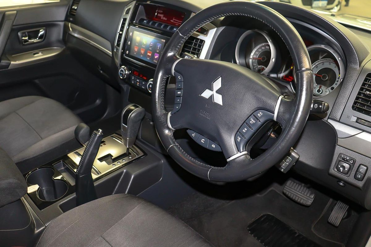2019 Mitsubishi Pajero GLX NX