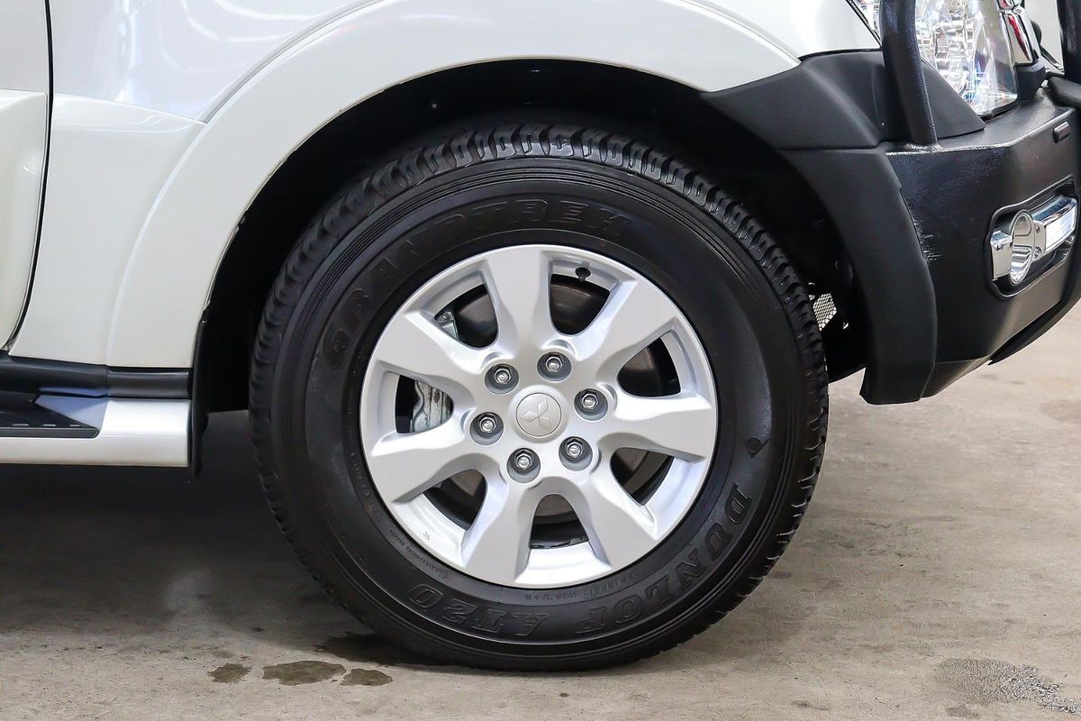 2019 Mitsubishi Pajero GLX NX