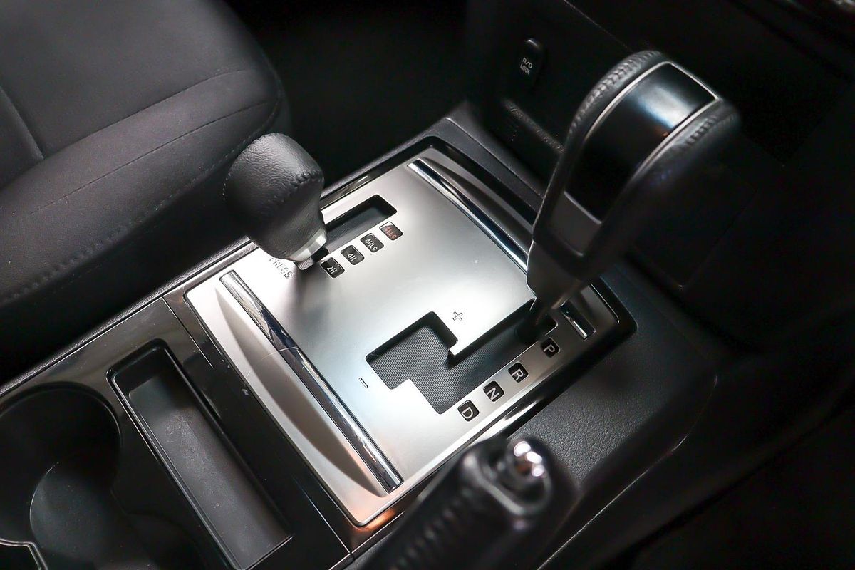 2019 Mitsubishi Pajero GLX NX