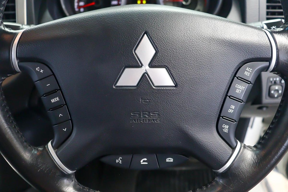 2019 Mitsubishi Pajero GLX NX