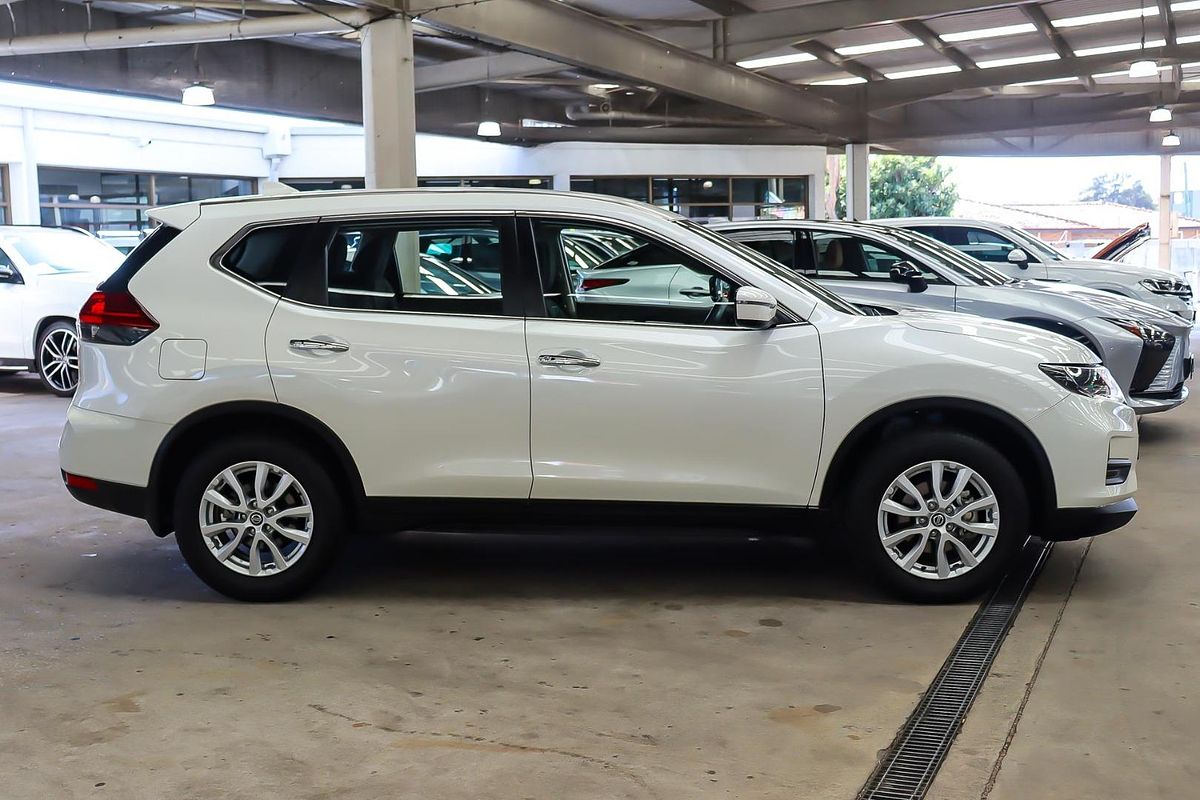 2022 Nissan X-TRAIL ST T32