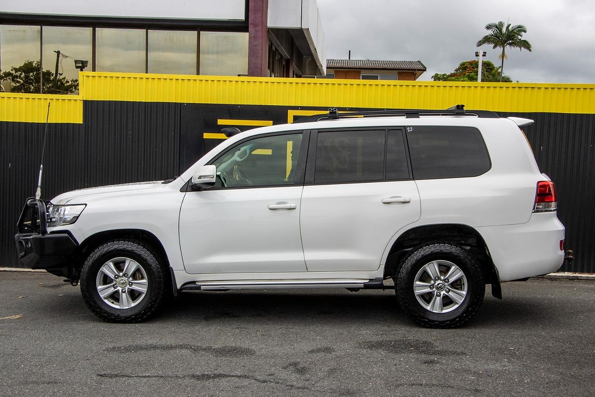 2017 Toyota Landcruiser GXL VDJ200R