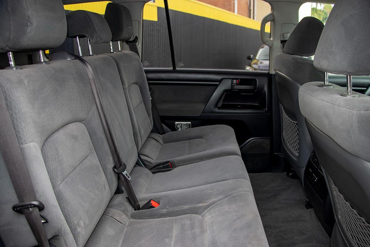 2017 Toyota Landcruiser GXL VDJ200R