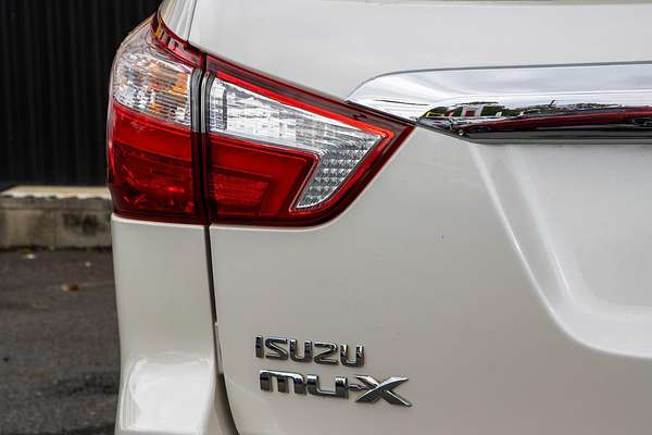 2017 Isuzu MU-X LS-T