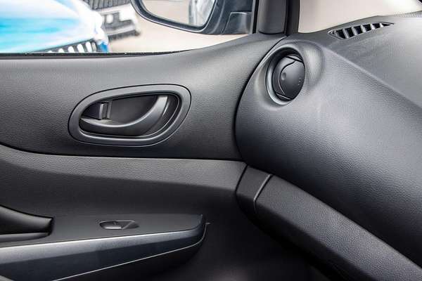 2024 Nissan Navara PRO-4X Warrior D23 4X4