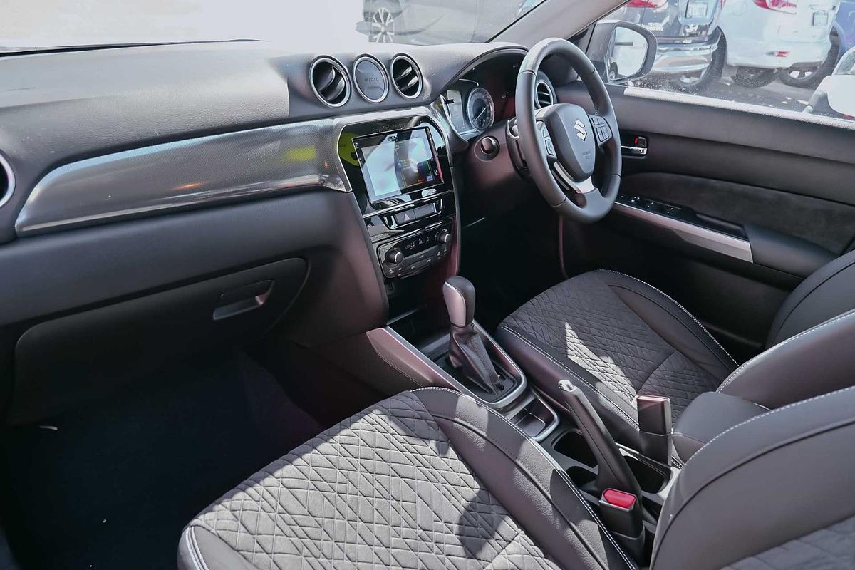 2024 Suzuki Vitara